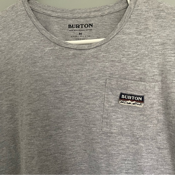3 for $30 | Burton Women's Organic Cotton Classic Short Sleeve Pocket T-Shirt - Picture 3 of 8